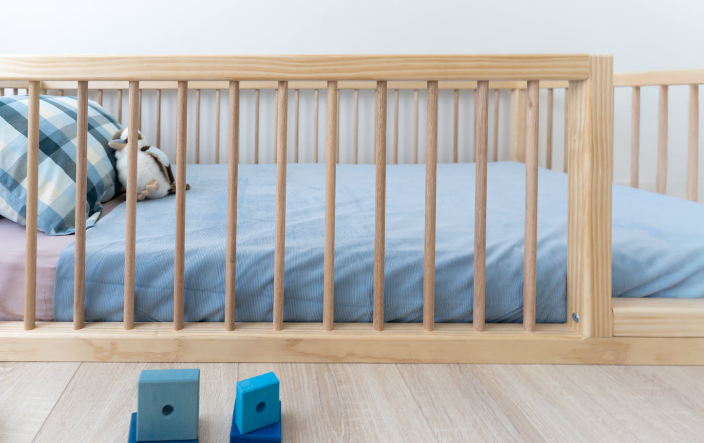 The Little Explorer Bed (pine)