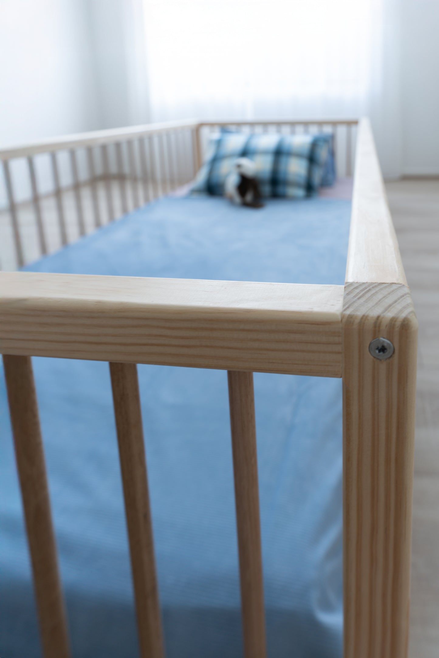 The Little Explorer Bed (pine)