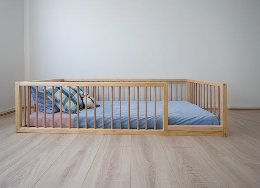 The Little Explorer Bed (pine)